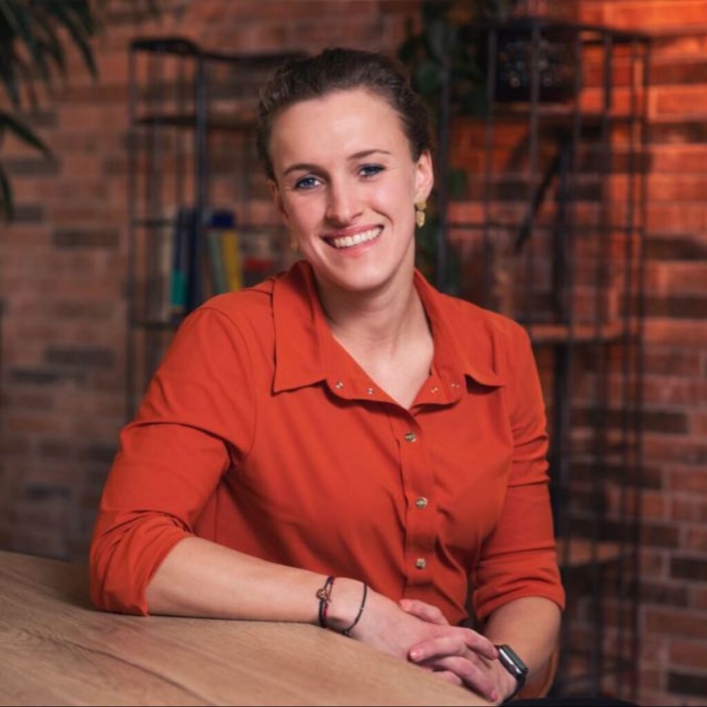 Nikki Kikken, oprichter, bestuurder en psychotherapeut bij Luminous ggz.
